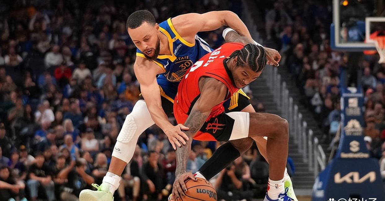 AYX体育赛事直播库里焦点对战，穆古鲁扎与90激战勇士分钟，险胜胜负难料！