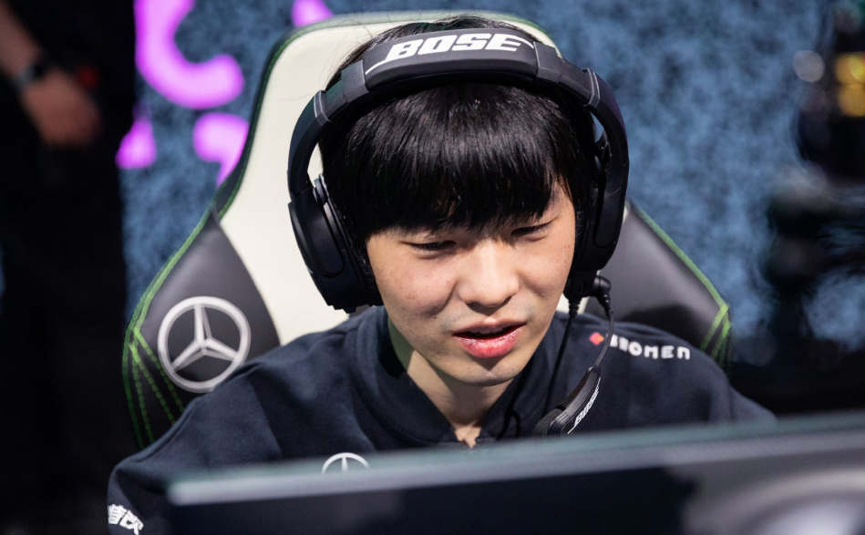 AYX官网登录 doinb赢了比赛哭了 