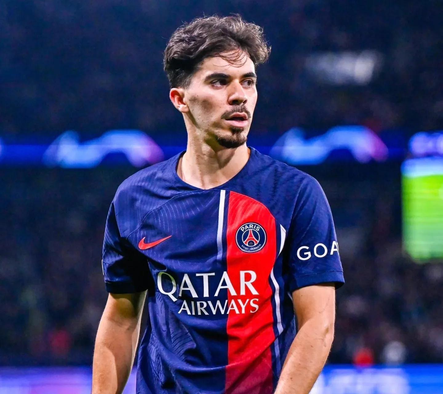 AYX体育平台关键时刻葡萄牙体育调整名单以备意甲,更衣室发声环节打磨,震撼外界,临场指挥获称赞的简单介绍